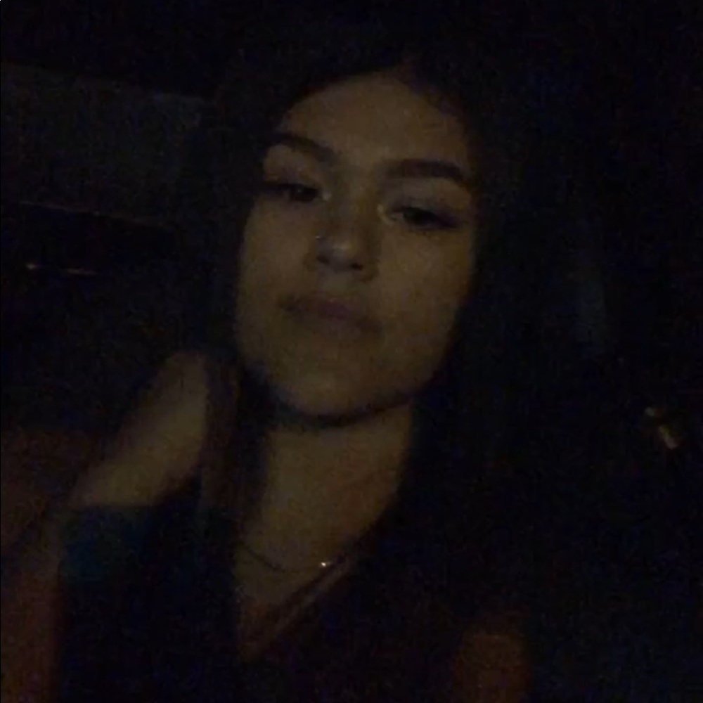 Meet your Posher, Neesa